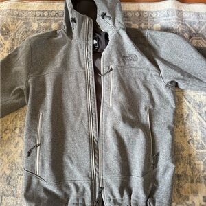 The North Face Men's Heather Gray Performance Jacket